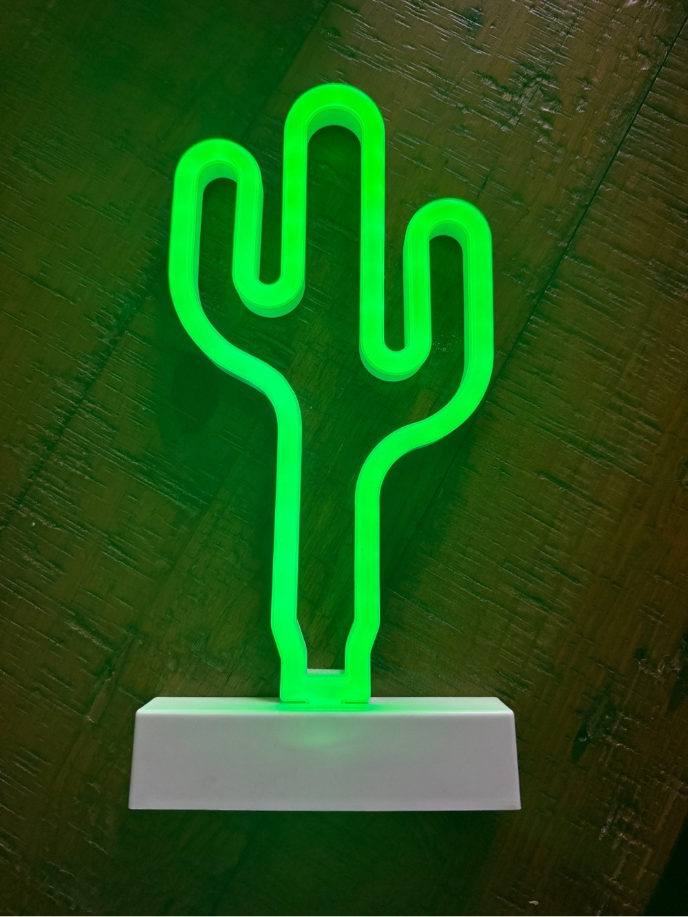 Neon Cactus LED Accent Light - Green
